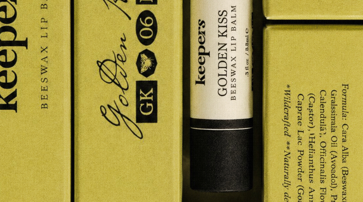 Stocking Stuffers Under $30: Raw Honey, Gift Cards & Little Luxuries
